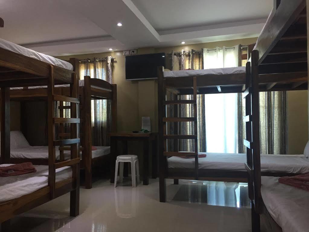 EA Apartelle - Metro Vigan City Exterior foto