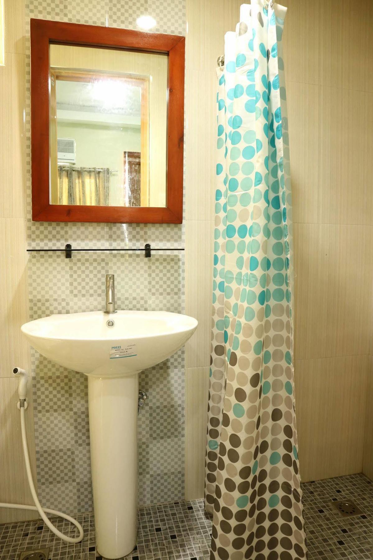 EA Apartelle - Metro Vigan City Exterior foto
