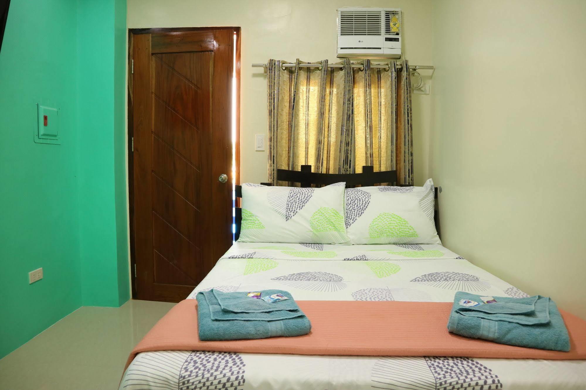 EA Apartelle - Metro Vigan City Exterior foto